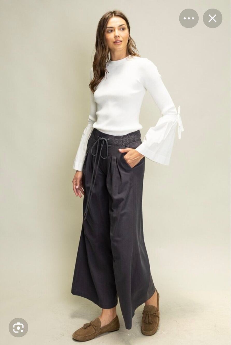 Heyson Pleated wide-leg pants Navy Blue adjustable drawstring NWT